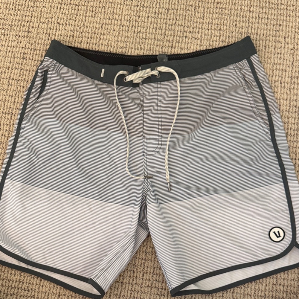 Vuori Light Gray Striped Swim Shorts with Dark Trim